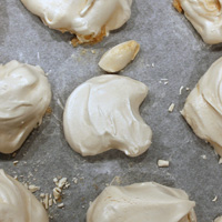 apple-meringues_200.jpg